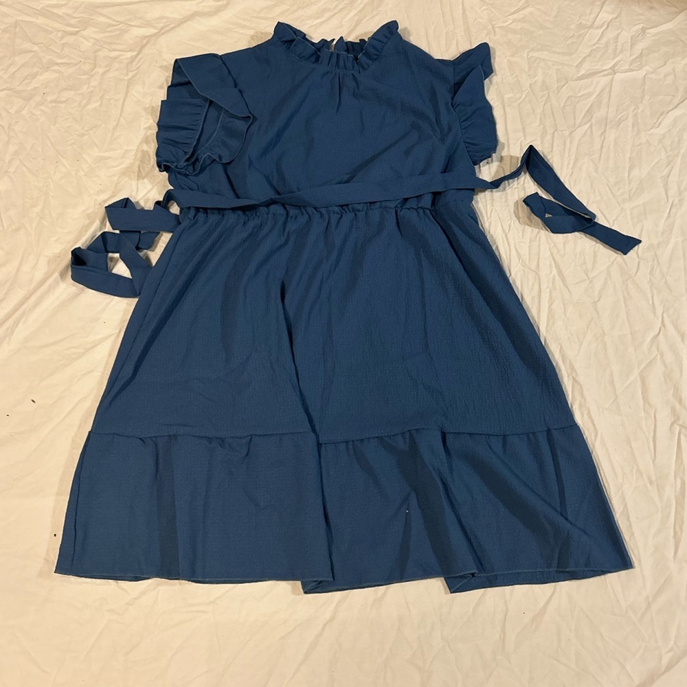 Multiple clothing items 2xL sizes run small willing to work out a price